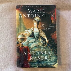 2/$15 ✨ Marie Antoinette - Antonia Fraser